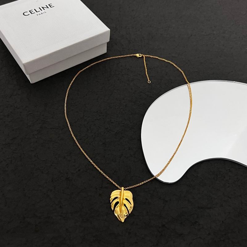 Celine Necklace 05lyr112 (3)